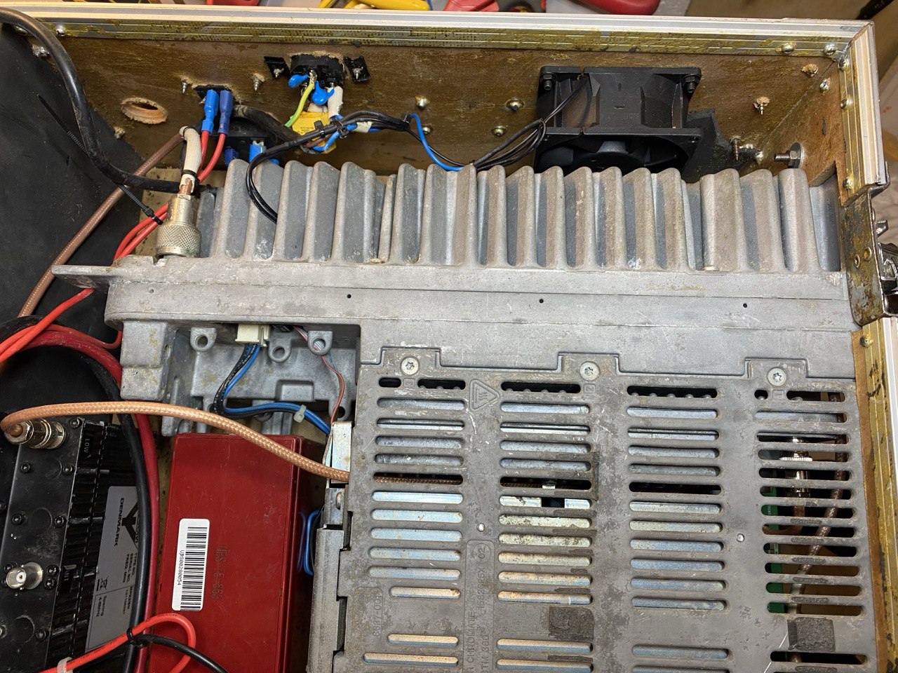 Ripetitore Motorola MTR2000_1.jpg